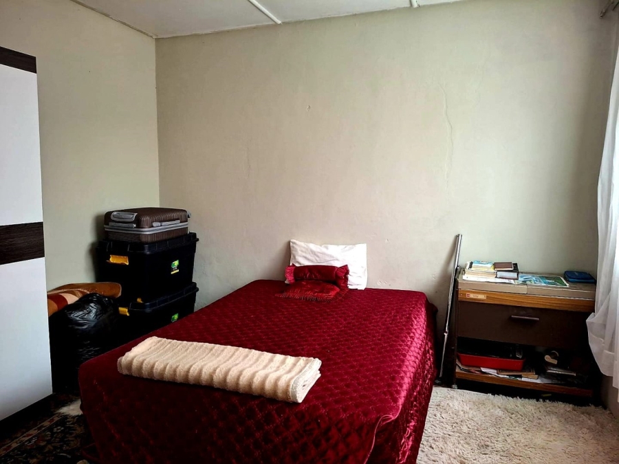 5 Bedroom Property for Sale in Mdantsane Eastern Cape